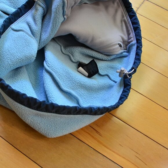 North Face Women’s Fleece Jacket Navy/Light Blue Colors Size M - Picture 8 of 12